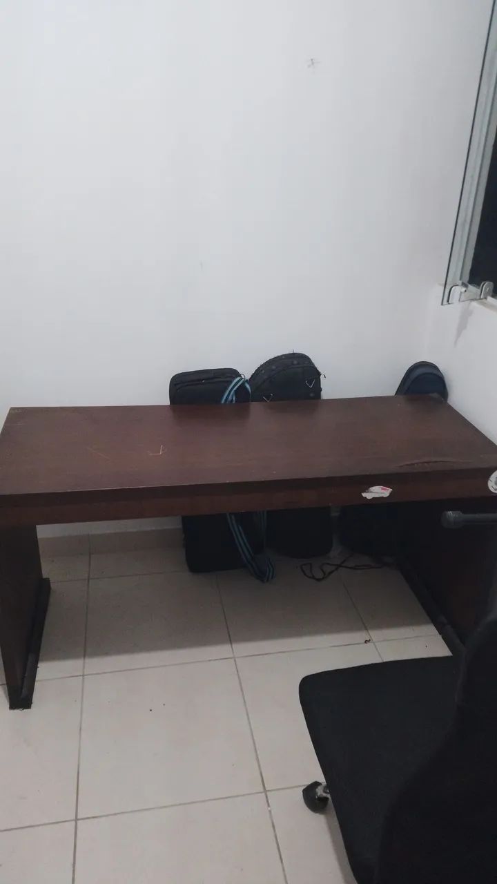Mesa para escritório DOAÇÃO 
