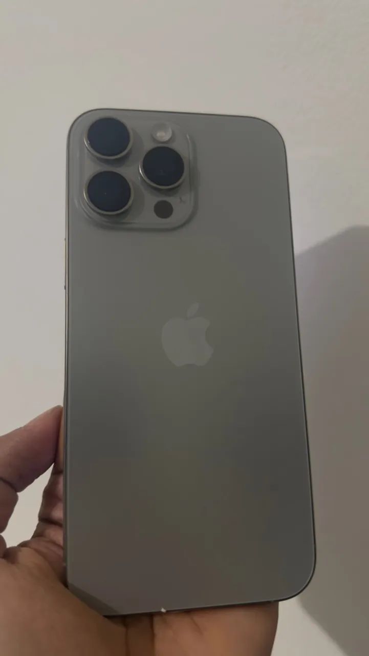 IPhone 16 Pro Max - Foto 2