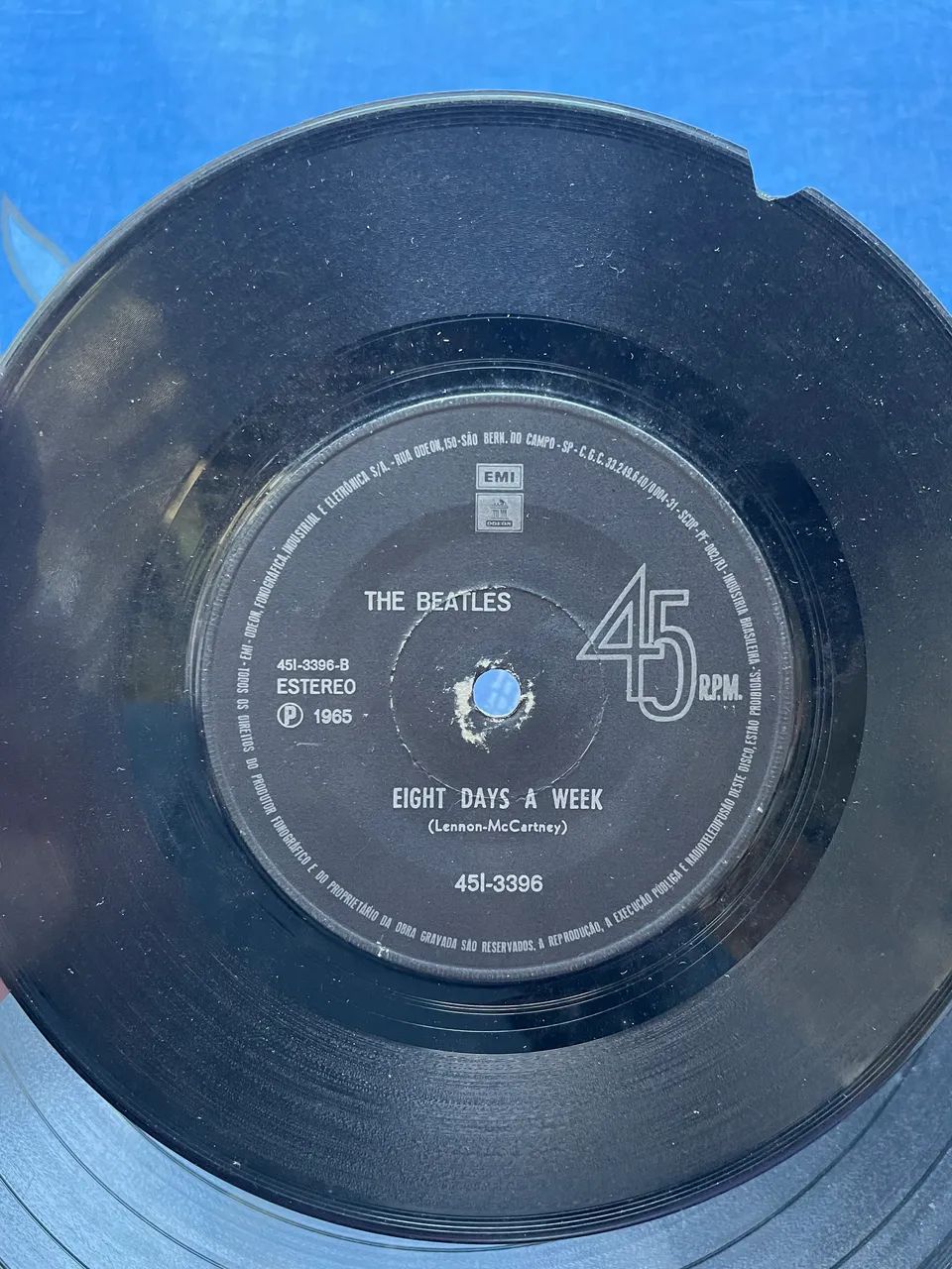 Lp compacto The Beatles com detalhe  - Foto 3