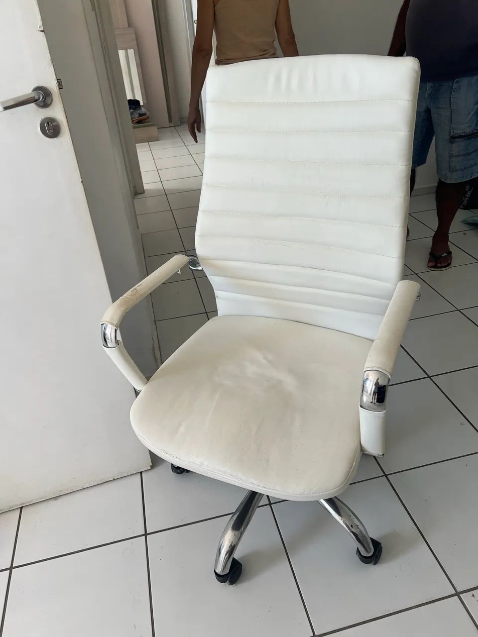 Venda Cadeira de escritório  - Foto 2