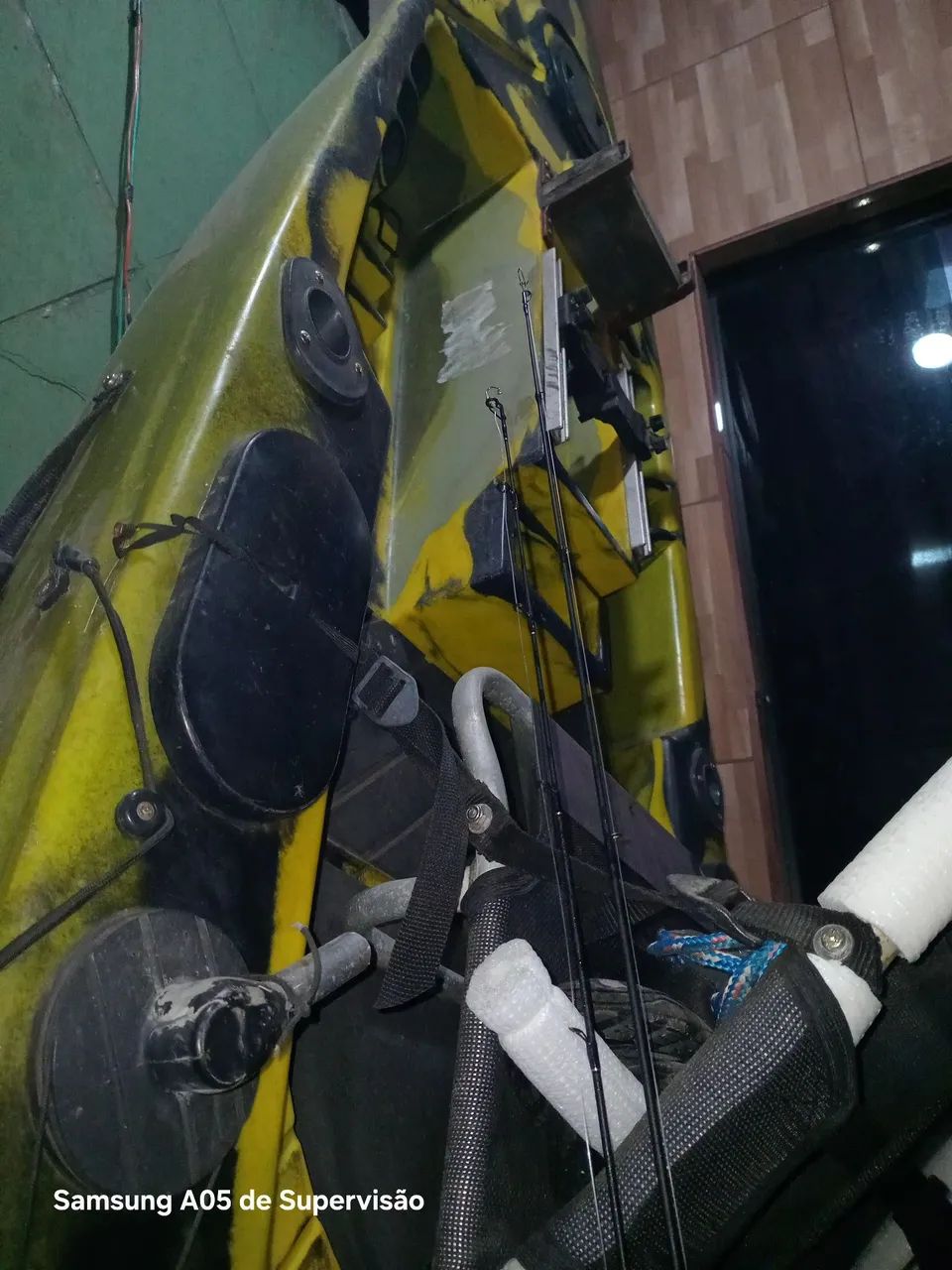 Caiaque tarpon com pedal e motor  - Foto 3