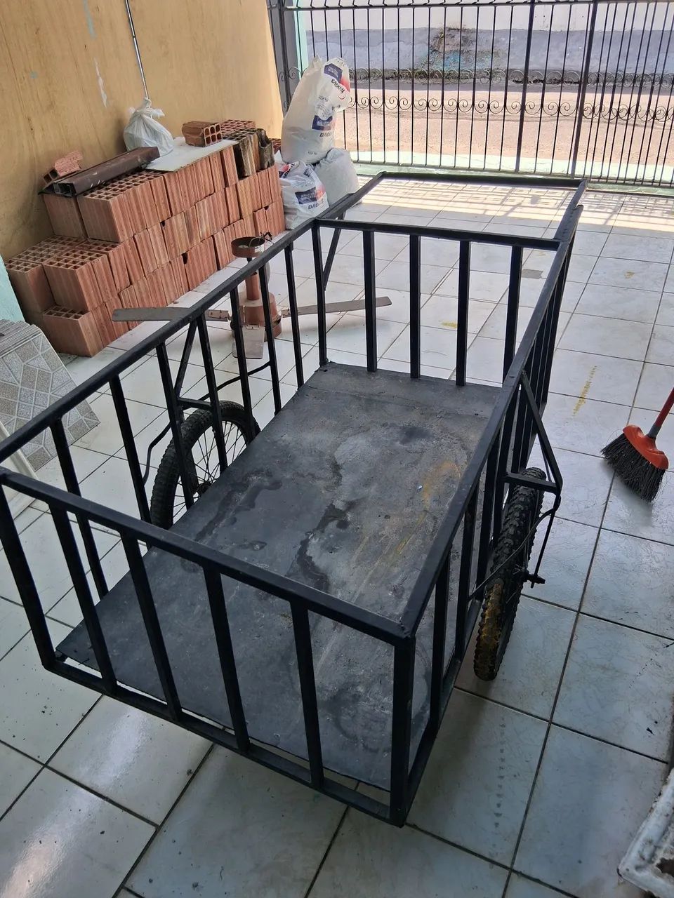 Carrinho de ferro, ótima oportunidade aproveite. - Foto 2