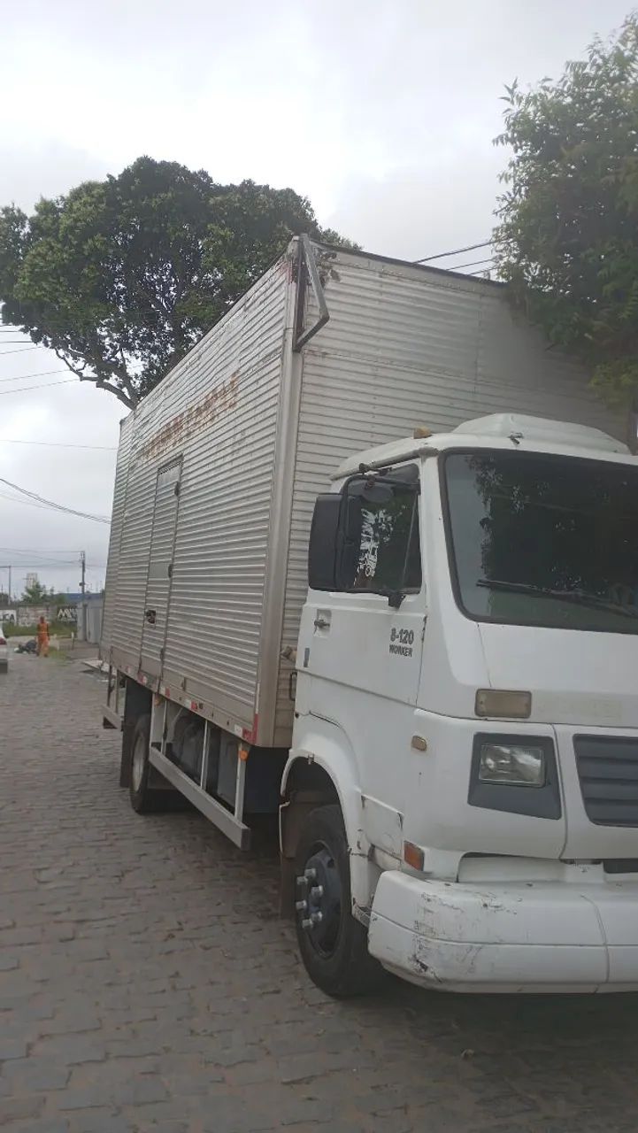 Fretes e mudanças com qualidade !