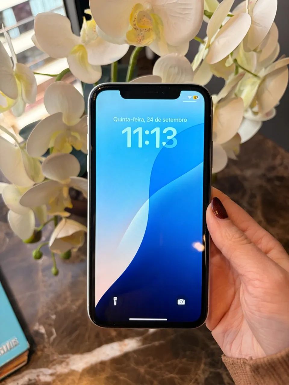 iPhone XR 128GB Branco - Única Dona - Bem Conservado