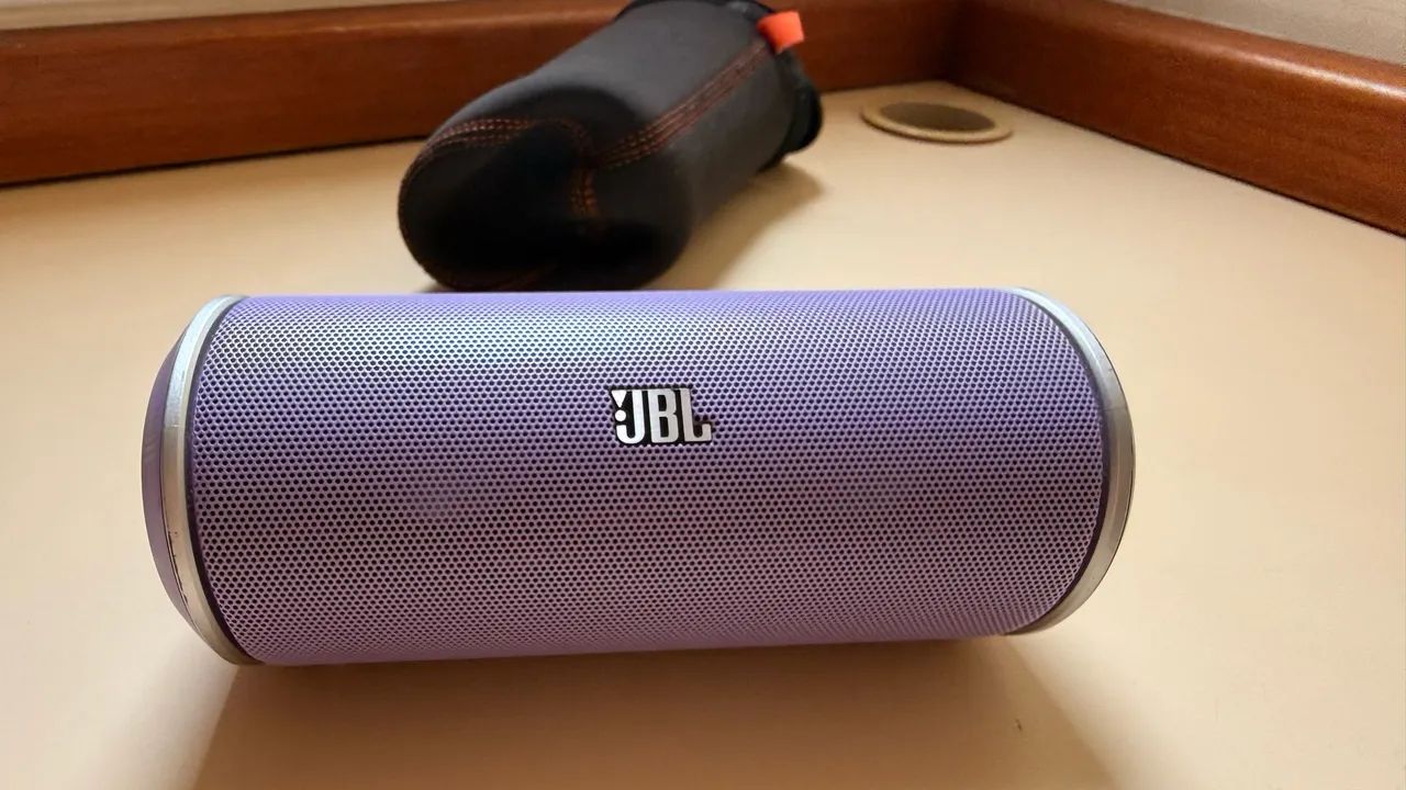 Caixinha de som JBL - Foto 2