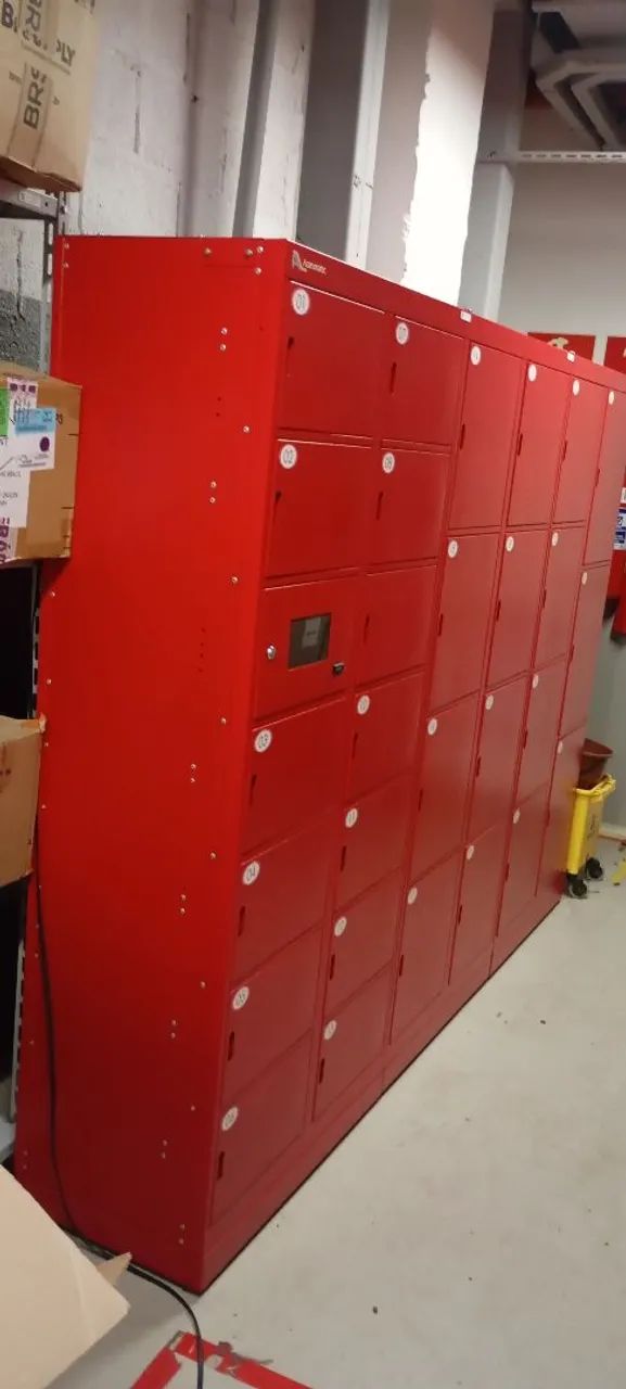 Armário locker - 28 portas  - Foto 2