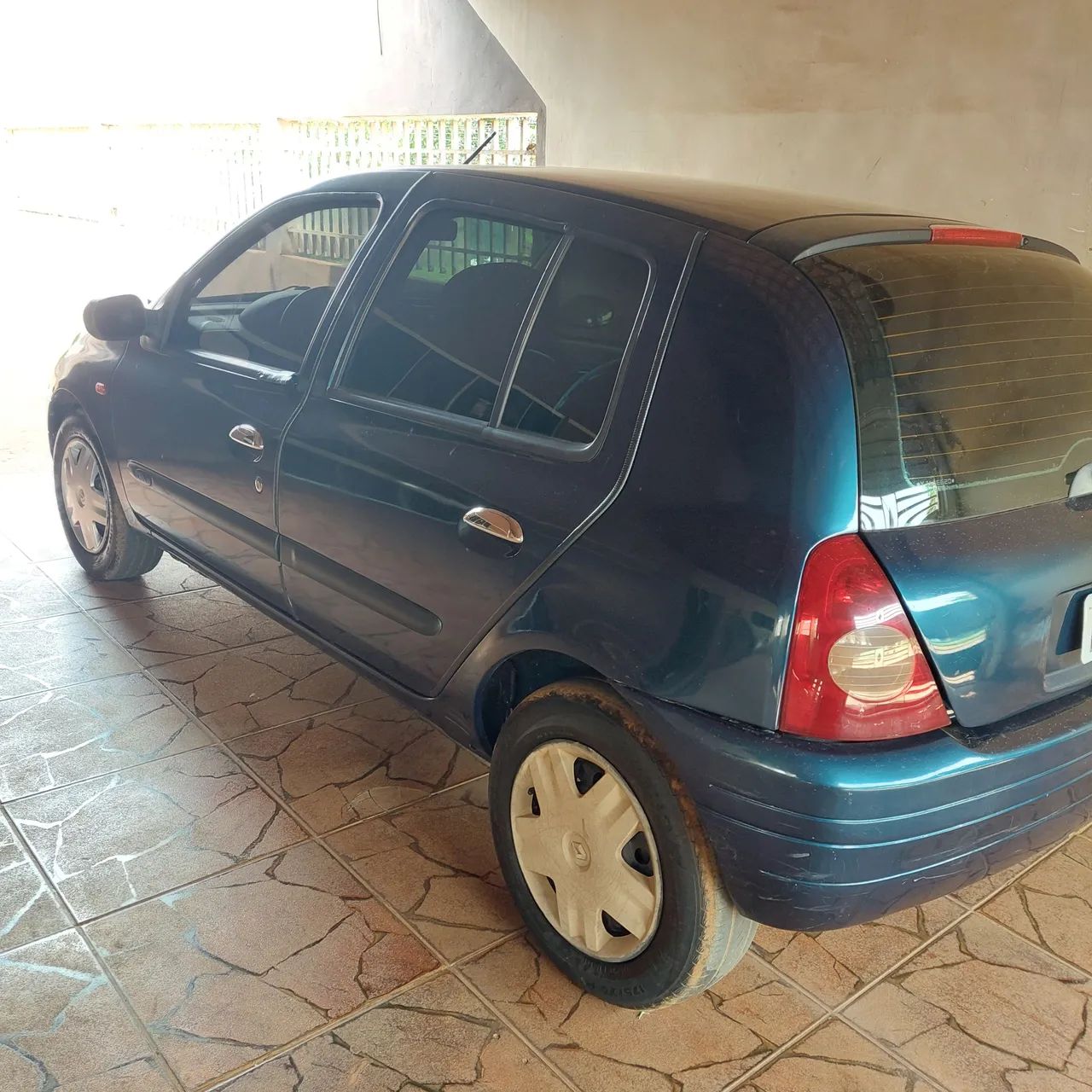Renault Clio RN/ Expression 1.0 5P 2000 - Foto 2