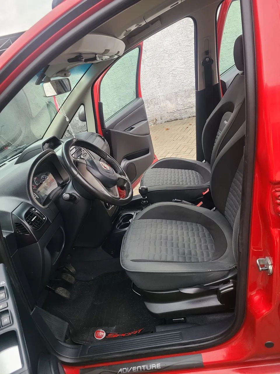 Fiat Idea Advent./ Adv.locker 1.8 MPI Flex 5P 2016 - Foto 3