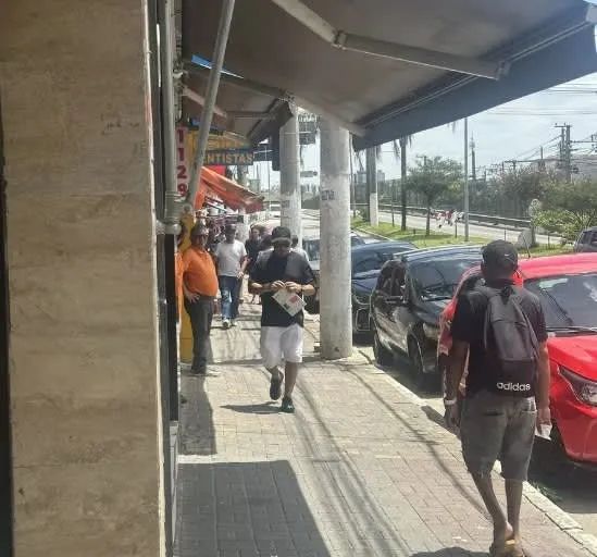 Loja na Rua Salvador Gianetti, 1112  250 m² - Foto 2