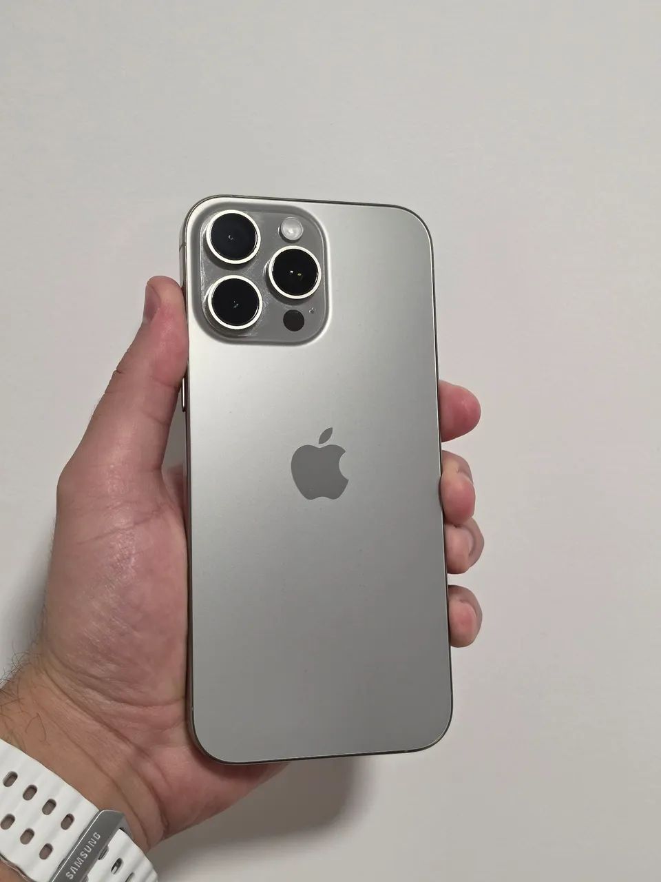 iPhone 16 Pro Max 256 GB Bateria 96 Zerado 