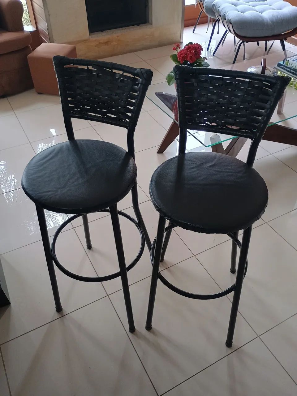 2 banquetas pelo preço de 1  - Foto 2