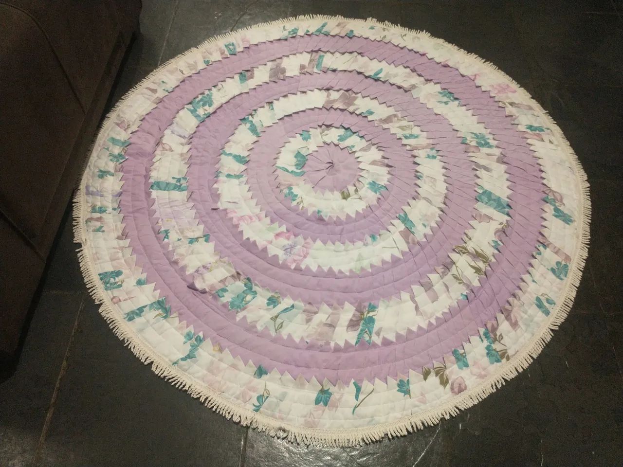 Tapete de Retalhos-Artesanal 1,50X1,50cm. - Foto 3