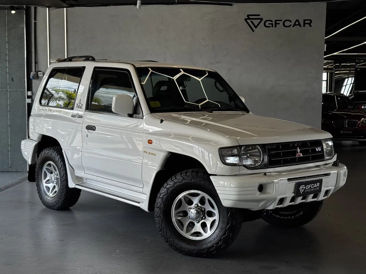Mitsubishi Pajero GLS 3.5 V6 2P AUT 1999