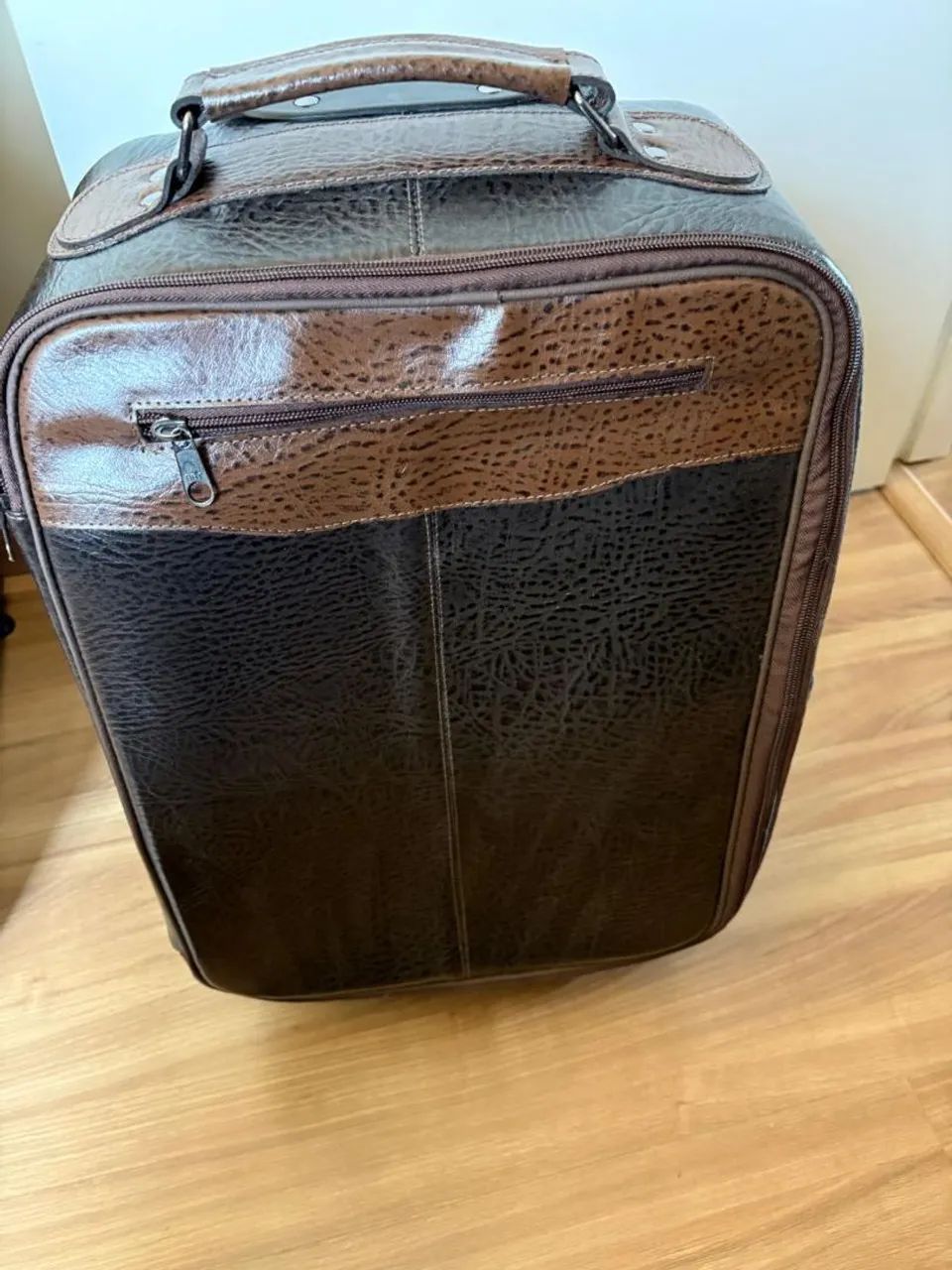 Mala de viagem 48 x 24 x 38 cm couro legitimo