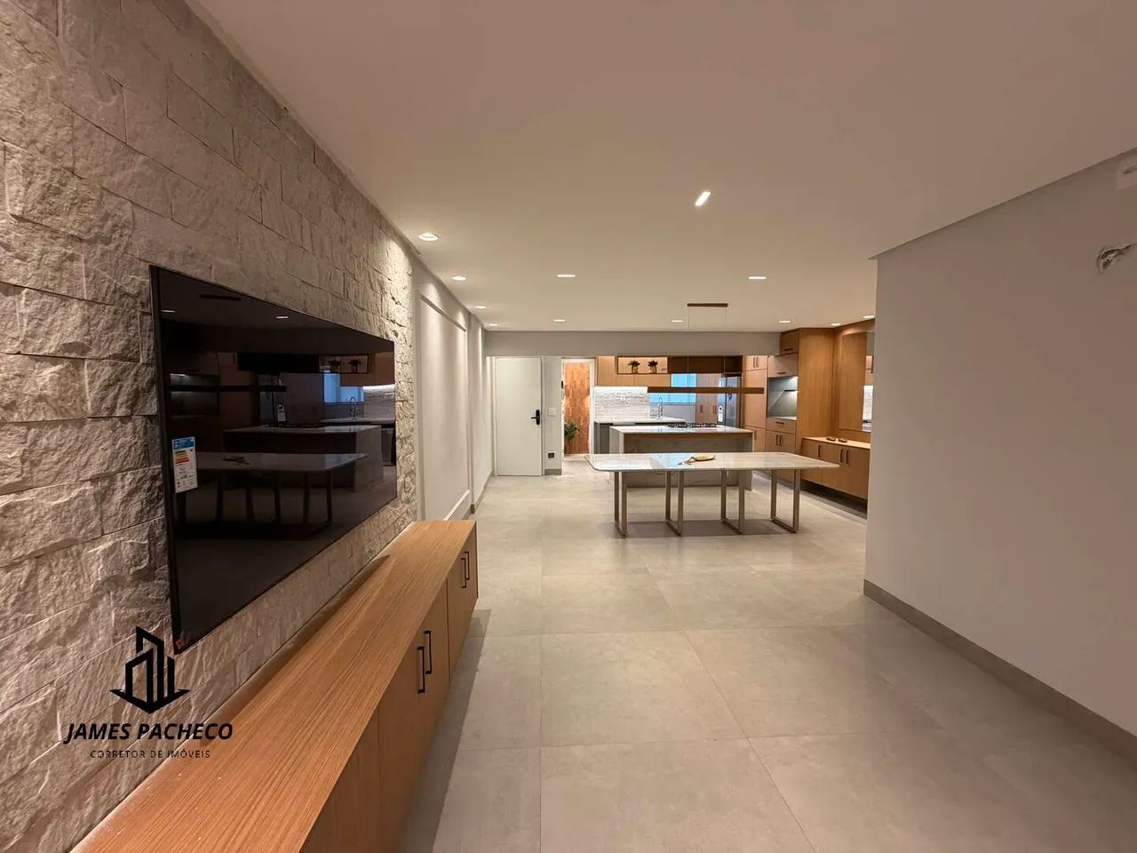 APARTAMENTO REFORMADO E SEMI MOBILIADO | 128m² | SETOR OESTE - Foto 3