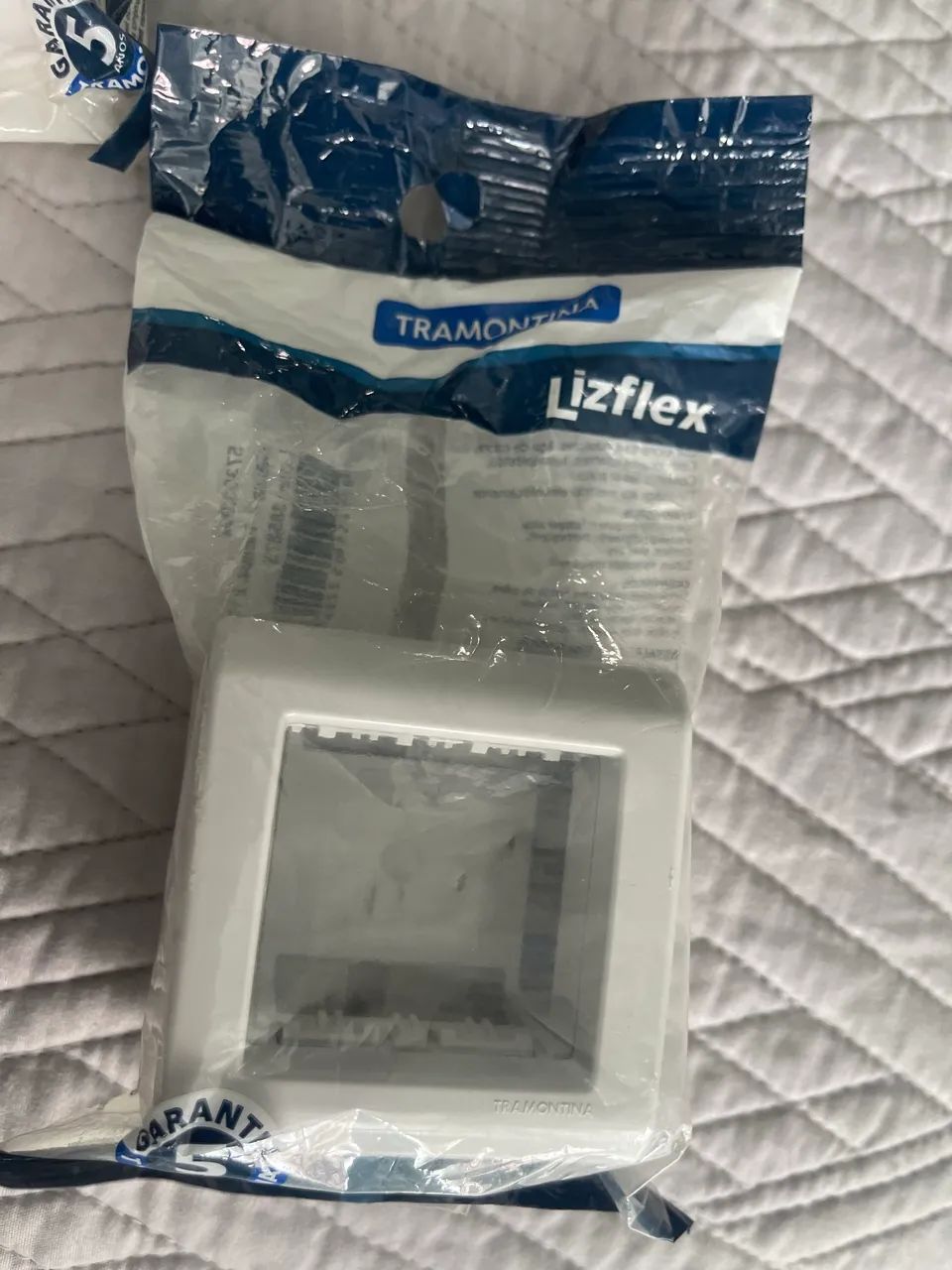 Vendo kit módulo de rede RJ45 com caixa de sobrepor Tramontina LizFlex - Foto 4