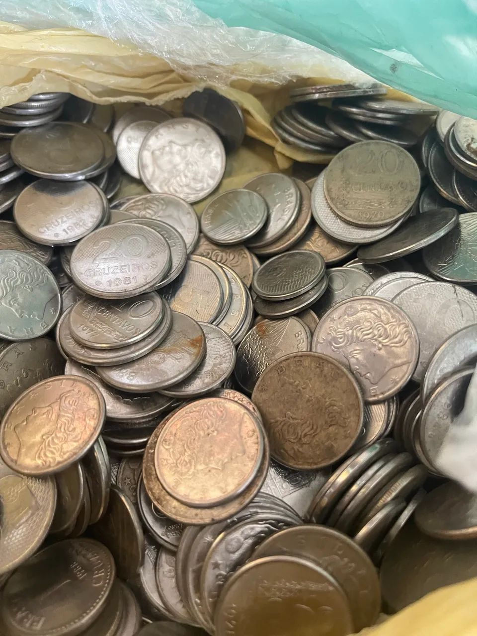 Moedas antigas muitas 
