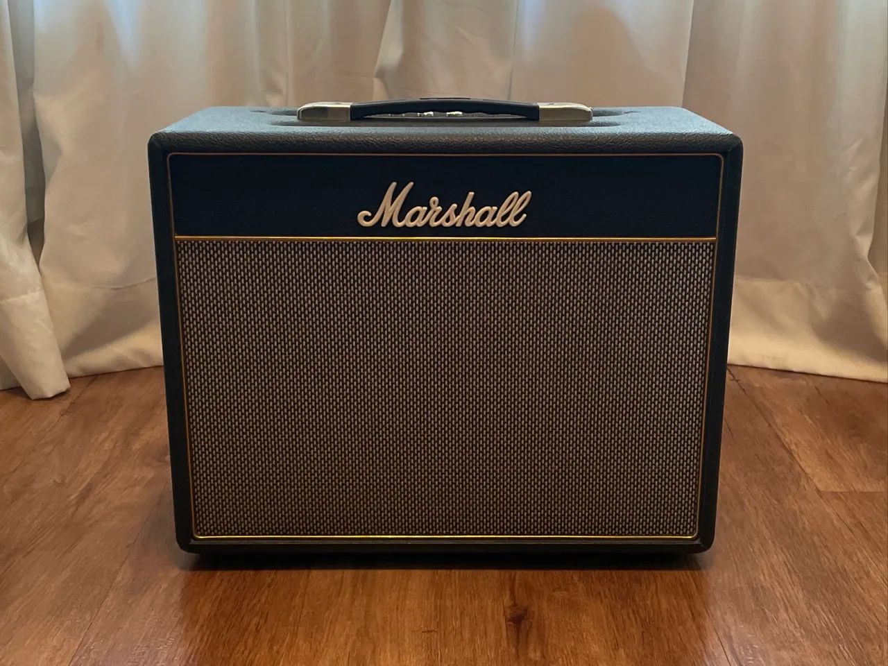 ギター Plexi sound in genuine Marshall case V2 ギター Plexi sound in genuine Marshall case V2 marshall plexi