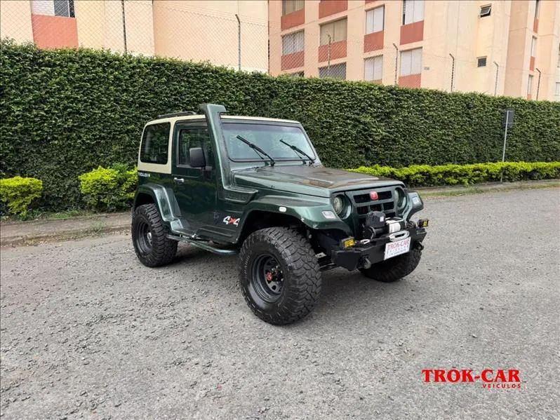 Troller T-4 4X4 3.0 TB INT. CAP. RÍGIDA DIESEL 2011
