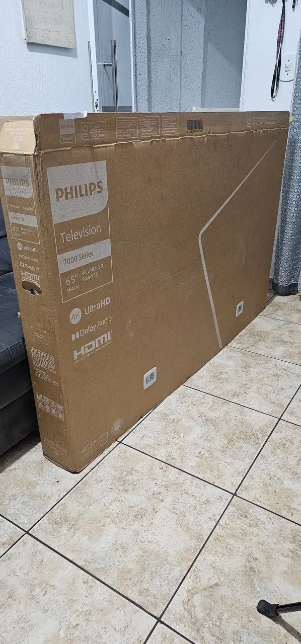 Caixa de papelão para TV