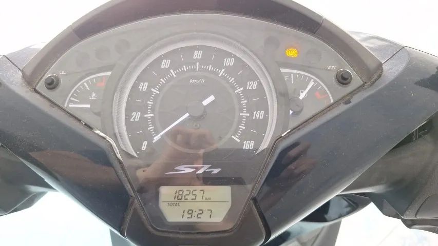 VENDO MOTO HONDA   *   - Foto 4