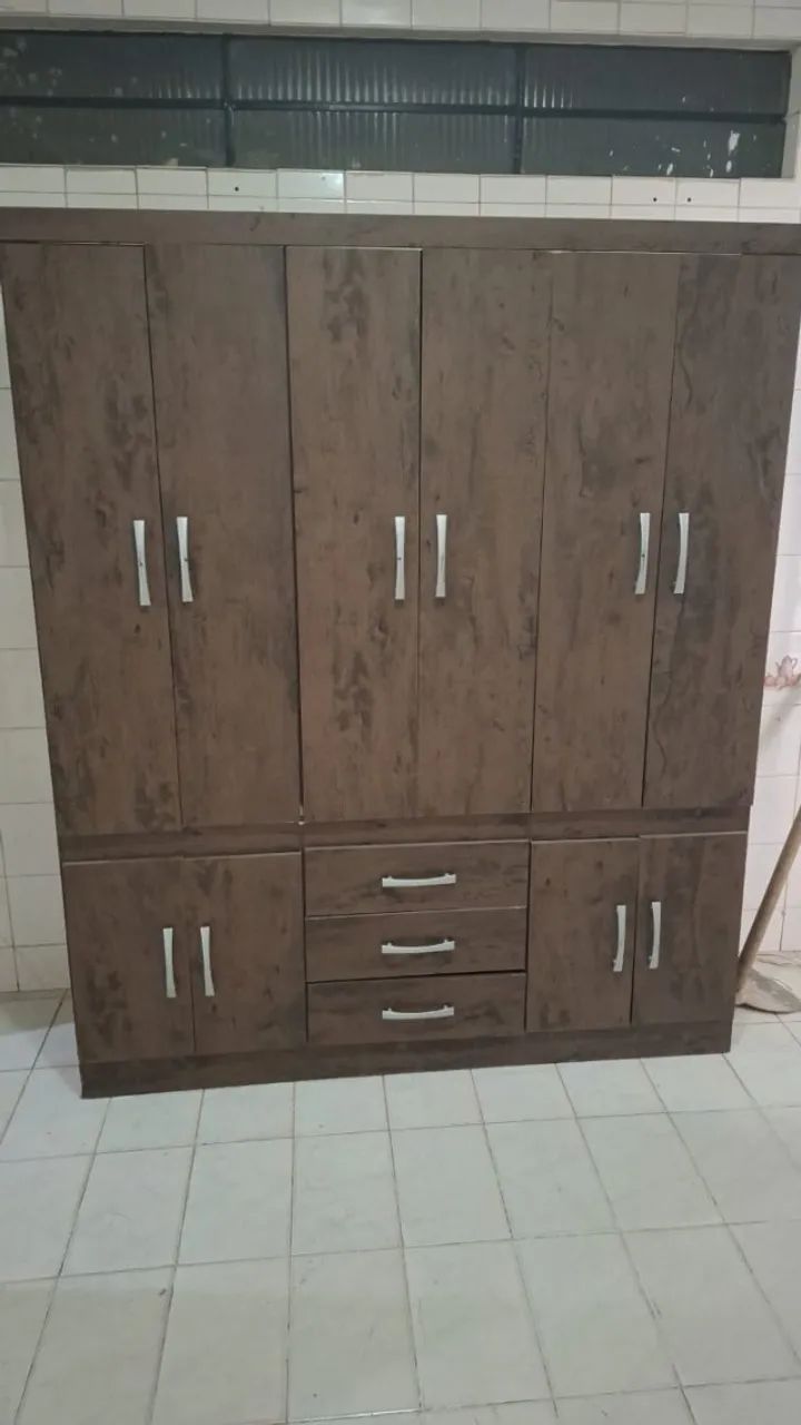 Guarda roupa top pouco usaco