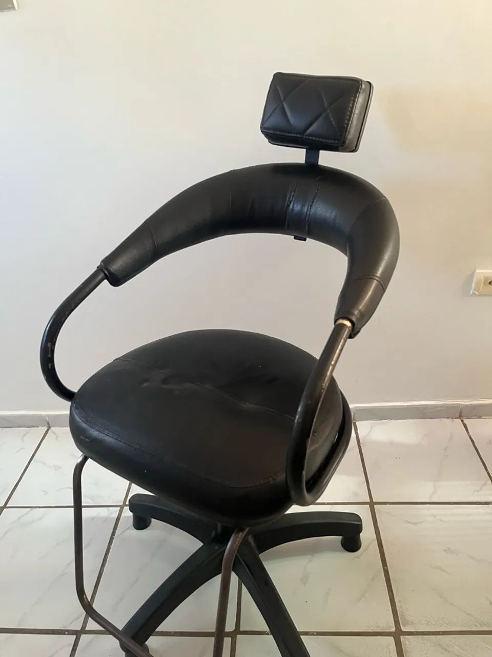 Cadeira de barbeiro  - Foto 3