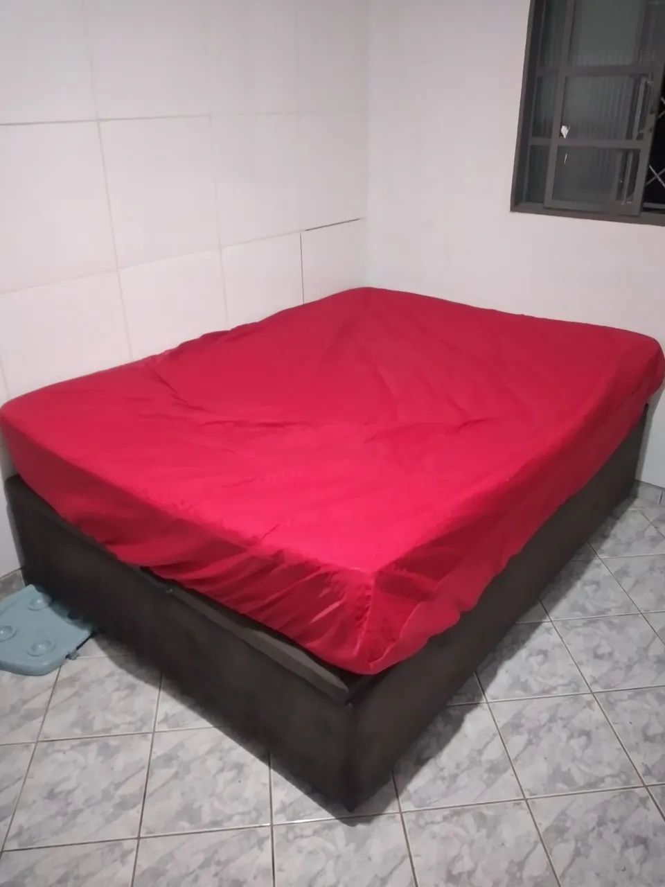 CAMA COM BASE DE BAU