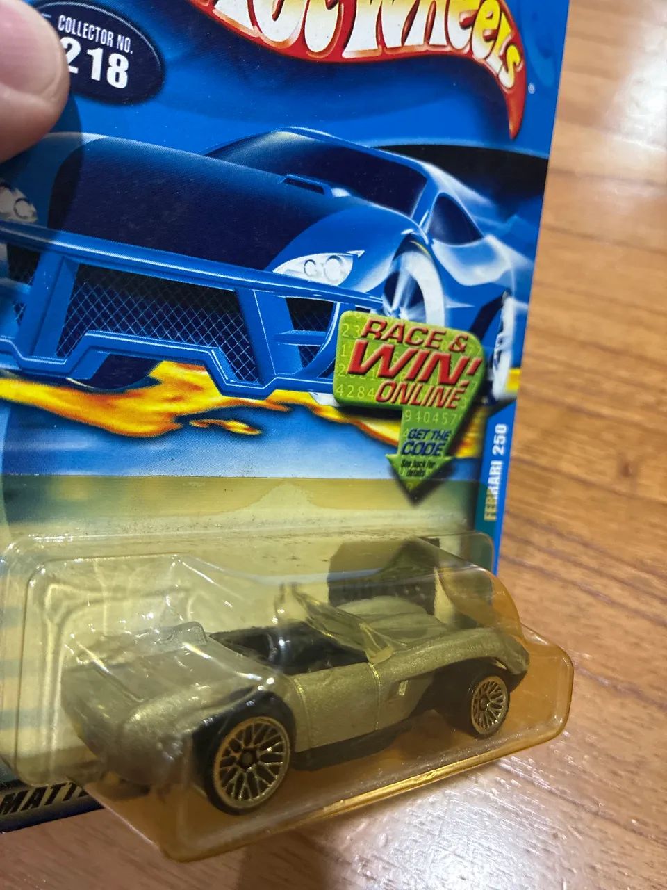 Hot Wheels Ferrari 250 Prata 2001 Race & Win!  - Foto 3