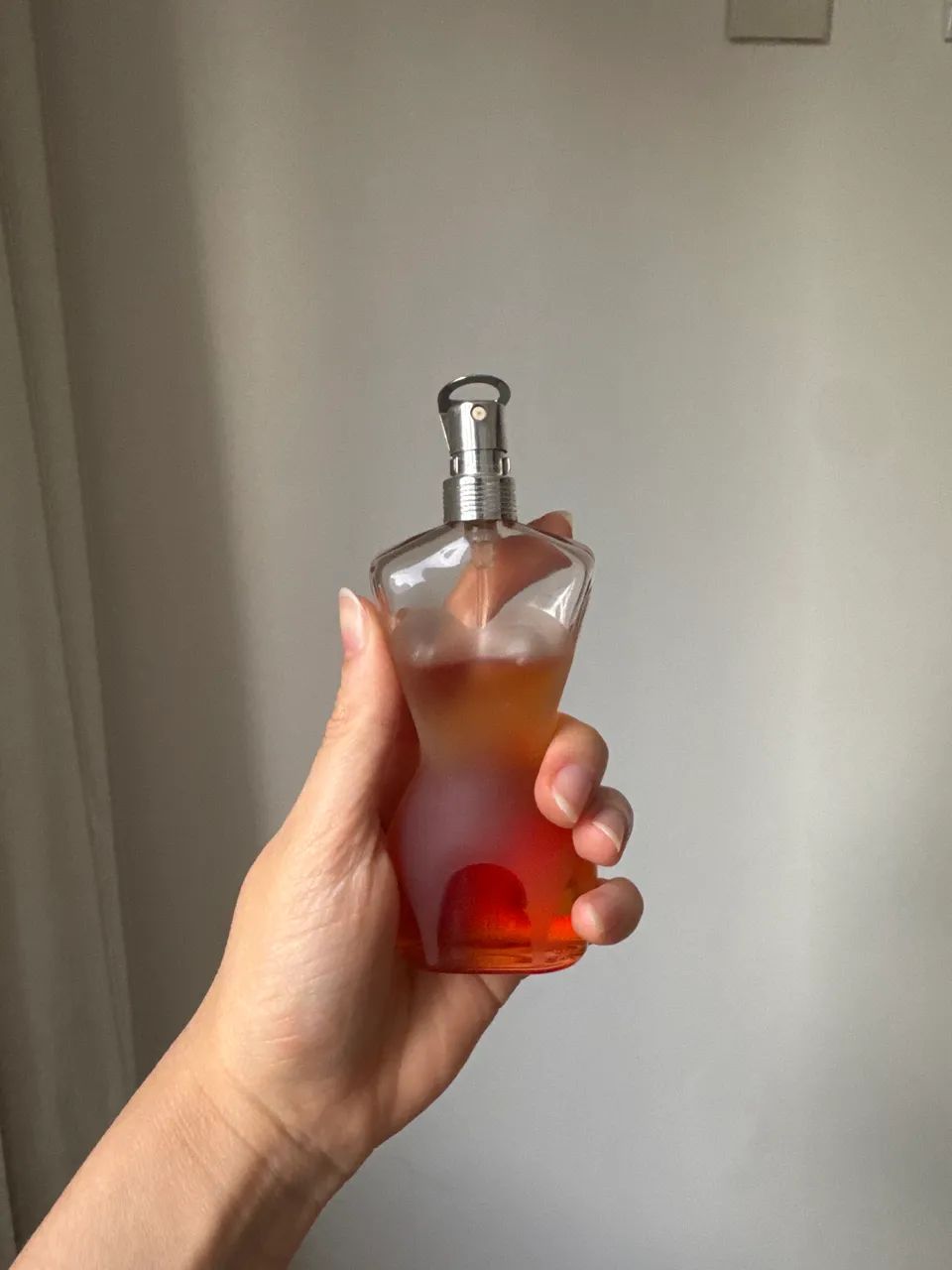 Perfume Jean Paul Gaultier Classique - Foto 2