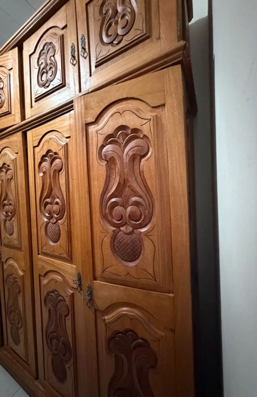 Guarda roupa grande em madeira  - Foto 3