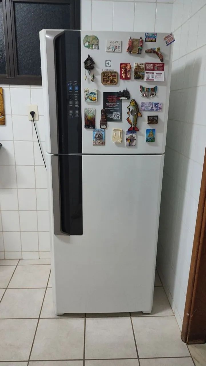 Geladeira 431L Inverter Efficient  Eletrolux A+++
