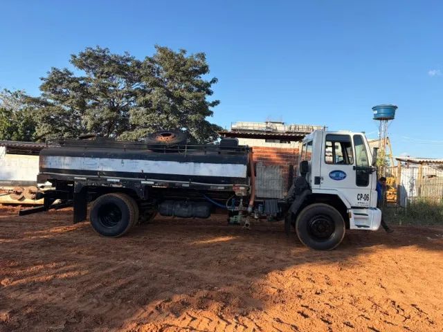 Ford cargo 1317 - Foto 4