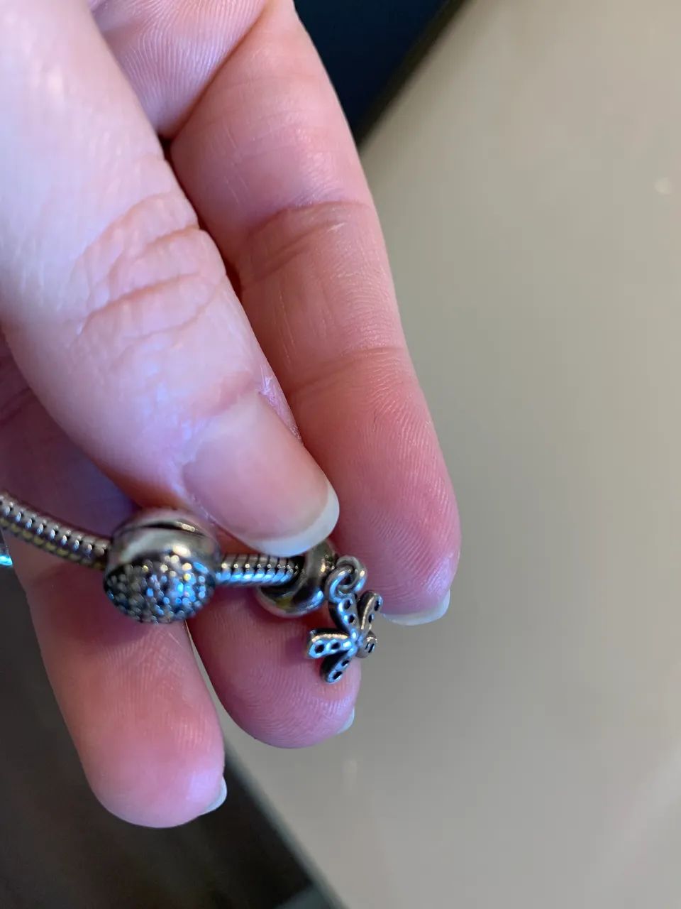 Pulseira Pandora com charms original  - Foto 3