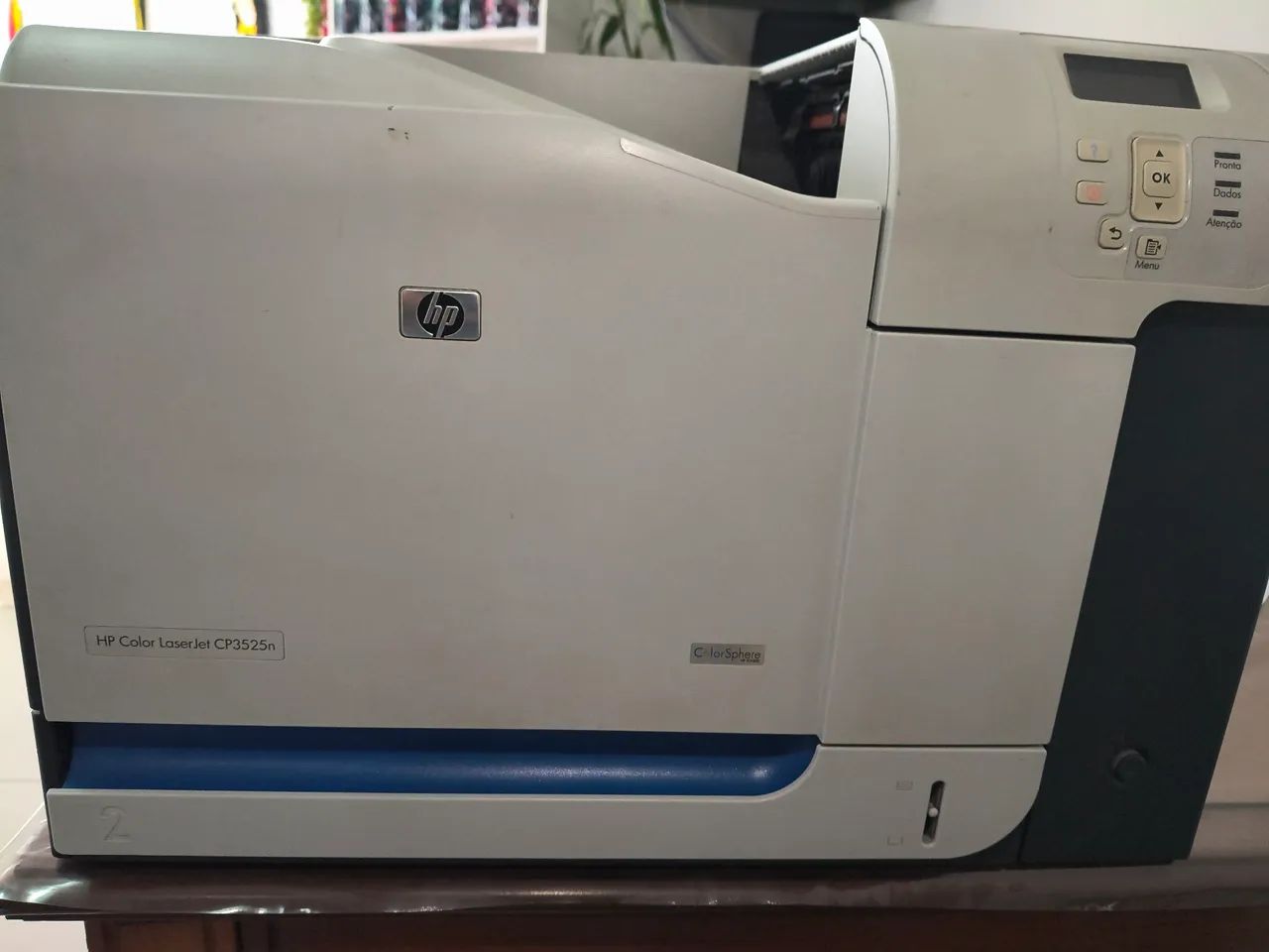 HP Color LaserJet CP3525n