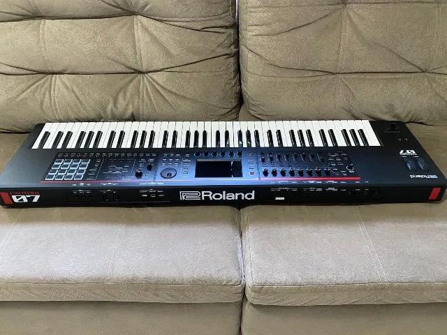 Teclado Fantom 07 Roland - Impecável Workstation Sintetizador