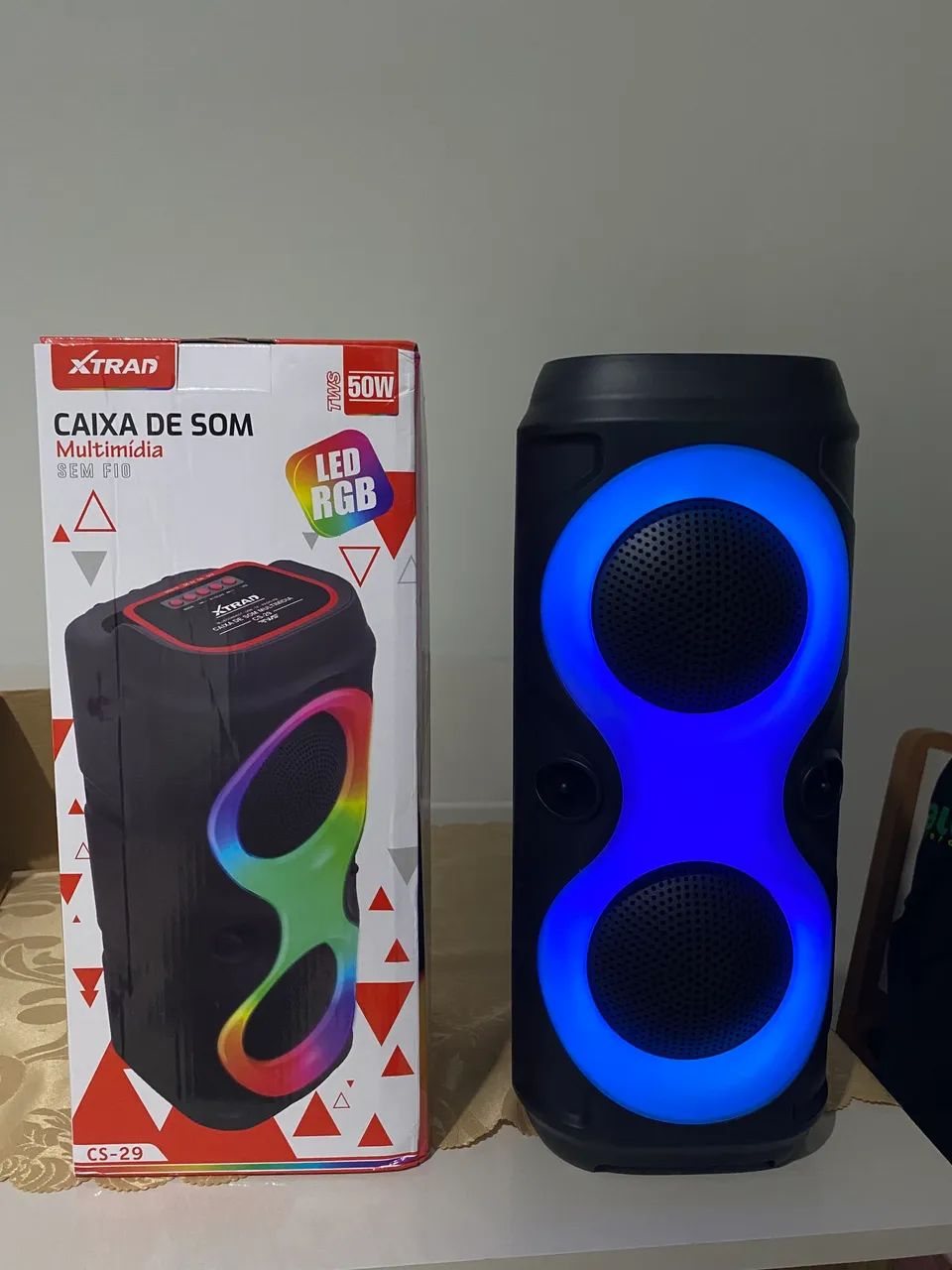 CAIXA DE SOM COM LED