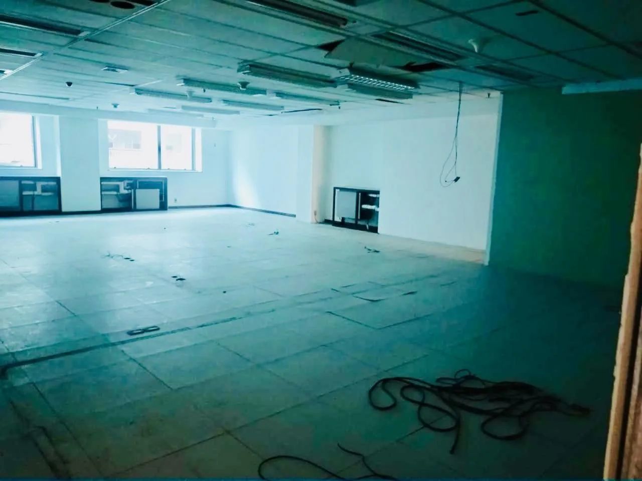 Comercial para Venda em Rio de Janeiro, Centro, 4 banheiros - Foto 4