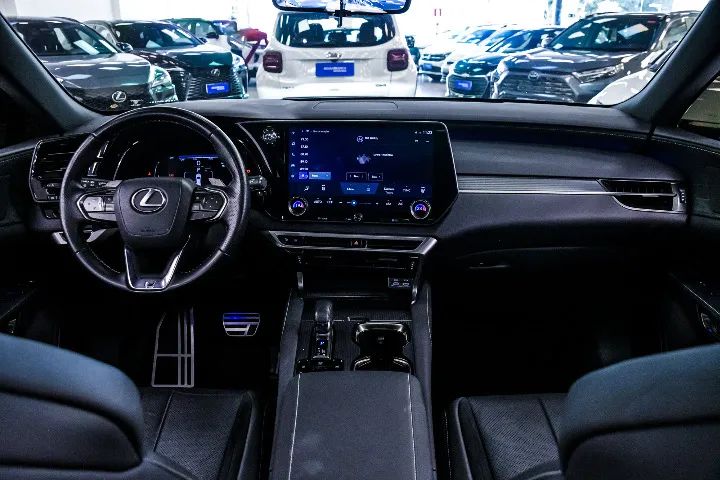 Lexus RX-500h F-sport 2.4 16V Aut. (híbrido), foto 5 de 19