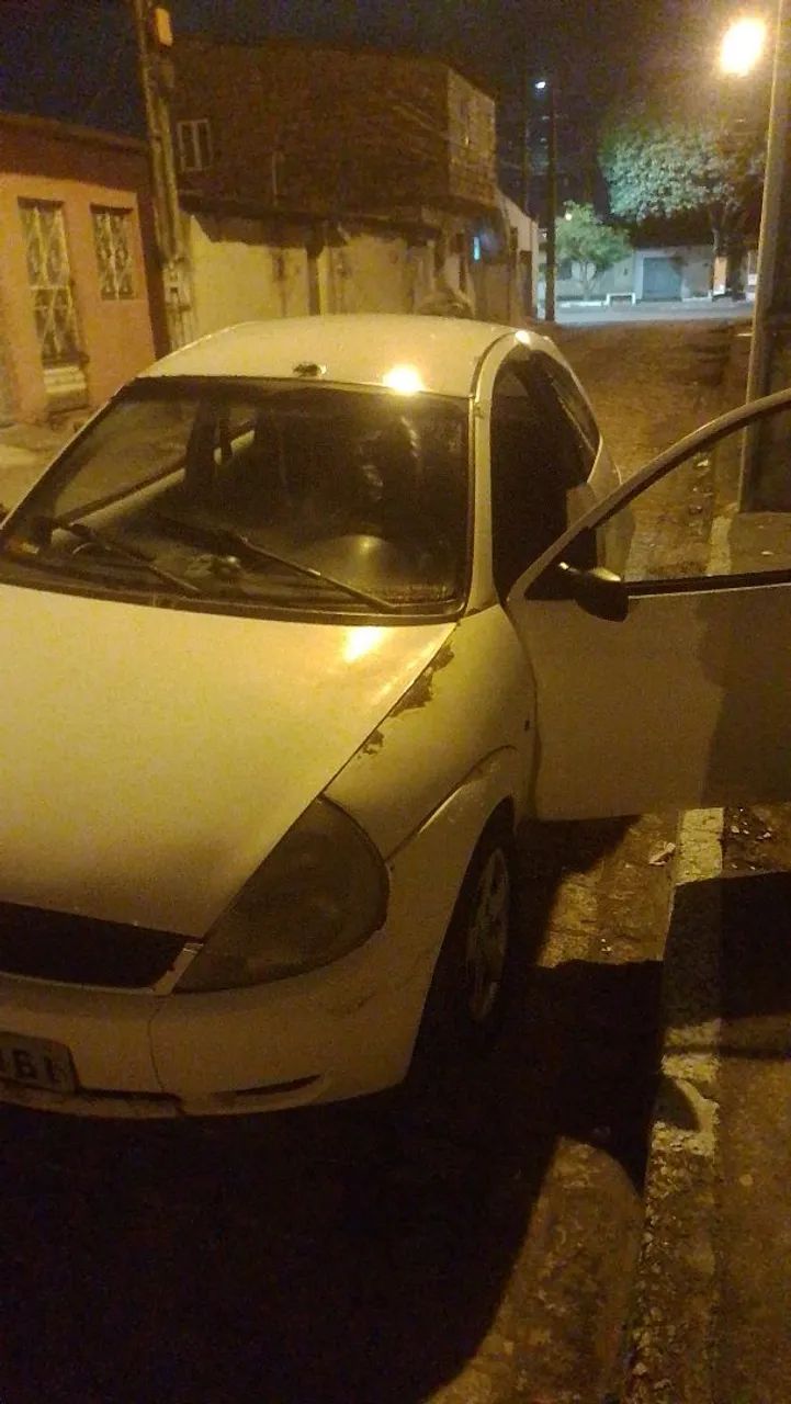 Ford KA 1.0i 3P 2004 - Foto 2
