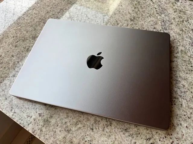 MacBook Pro 14" M1 Pro, 16 GB / 512 GB - Foto 2