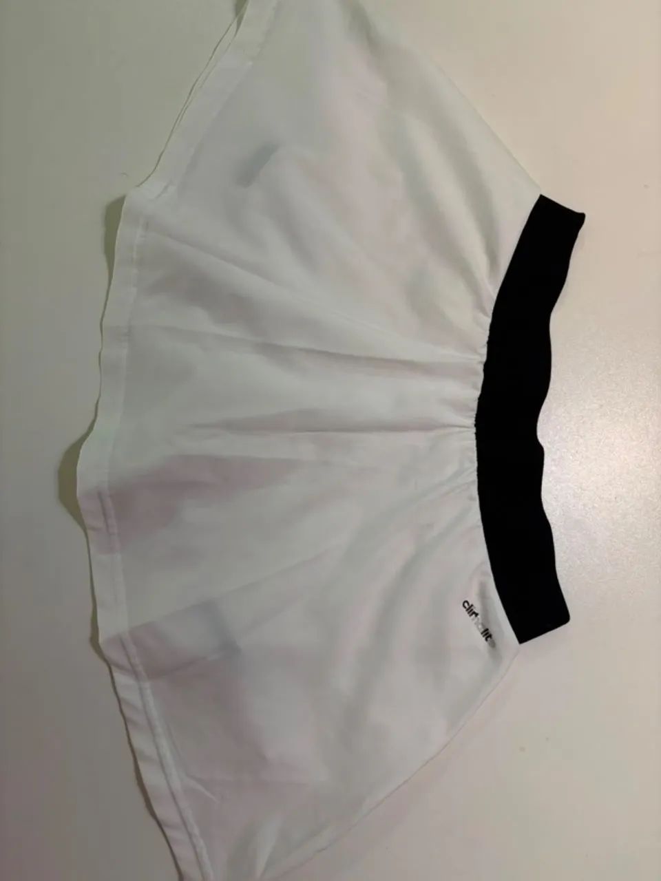 Short-saia branco adidas com bolso interno e externo tam XS (PP) - Foto 4