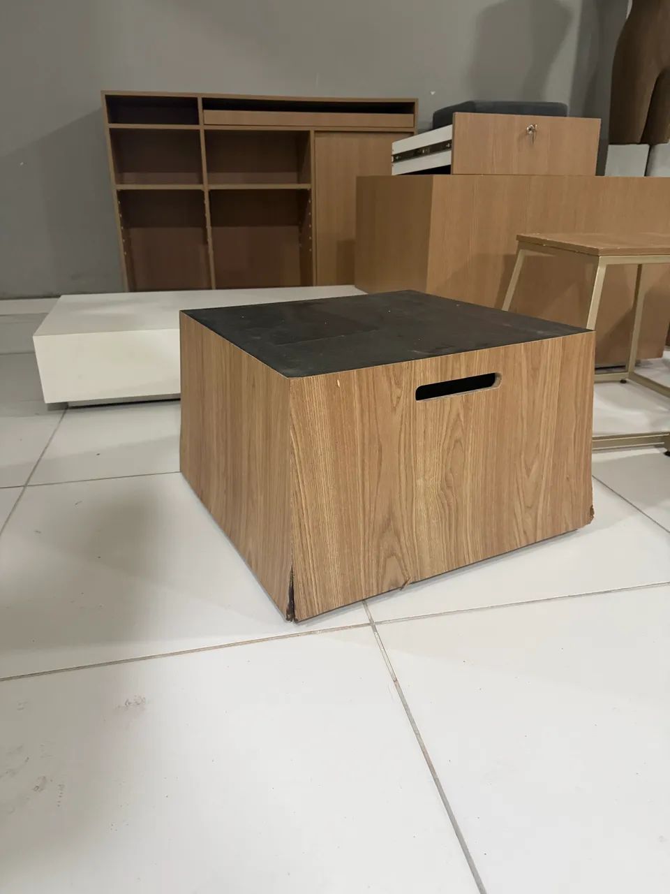 Banqueta para loja - Foto 2