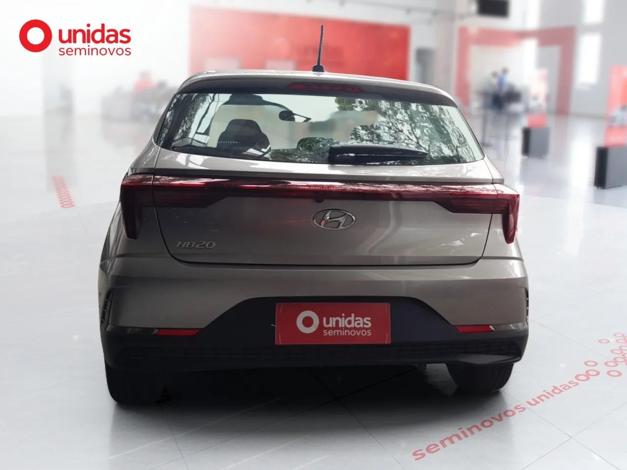 Hyundai HB20 Comfort Plus 1.0 Flex 12V Mec., foto 4 de 16