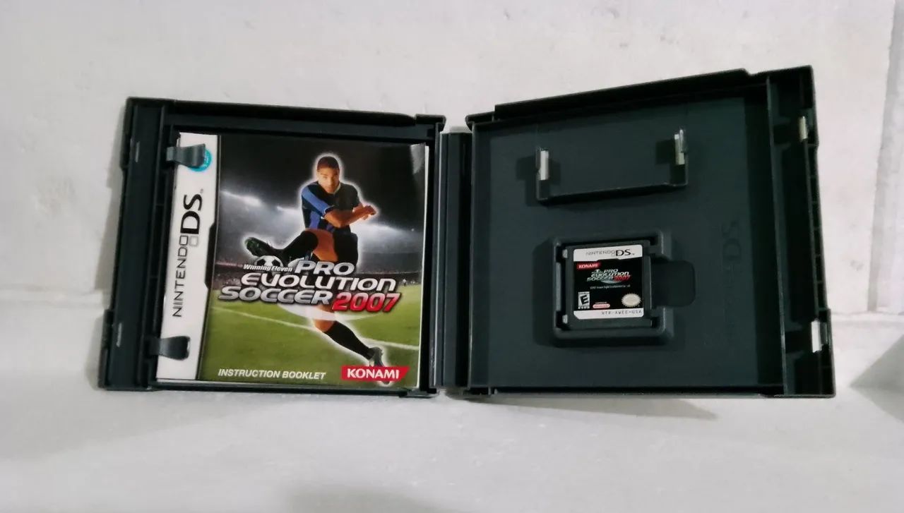 Jogo de Nintendo ds pro evolution soccer 2007 - Foto 2