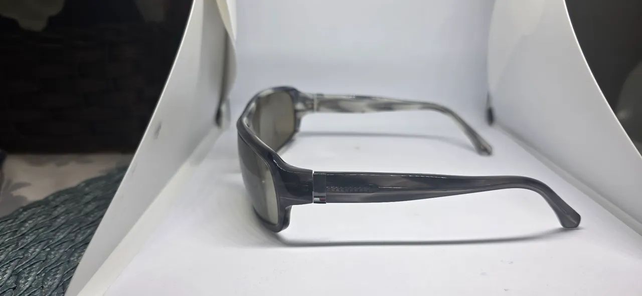 OCULOS TOMMY HILFIGER SPORT  - Foto 2