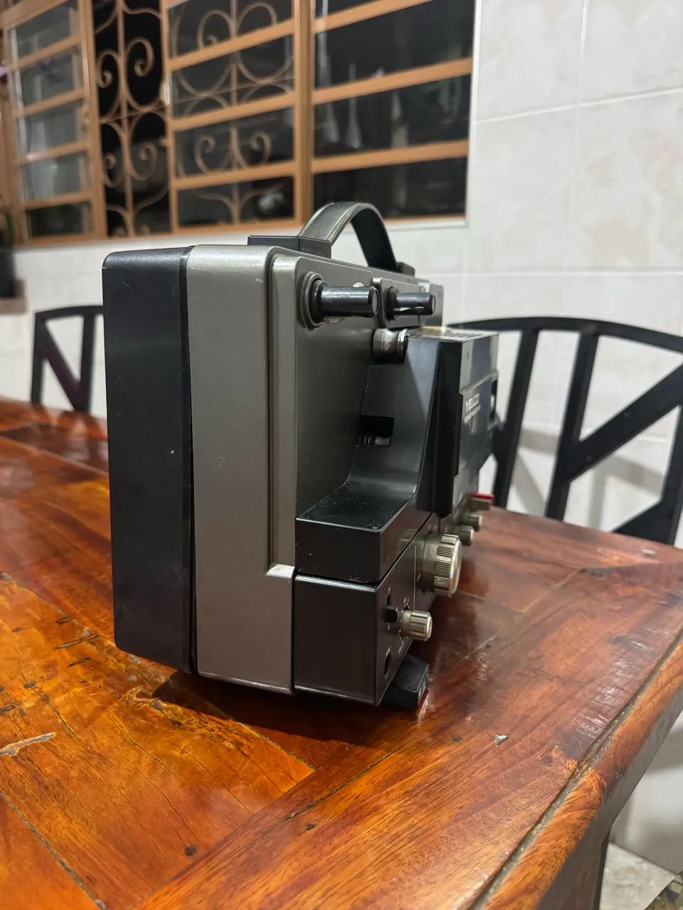 PROJETOR SUPER 8 - YELCO SOUNDPROJECTOR LSP-511 - Foto 4
