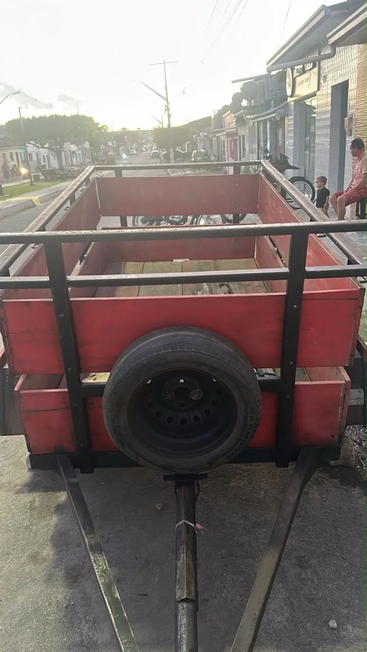 Carrocinha 2 eixos emplacado e com freio - Foto 2