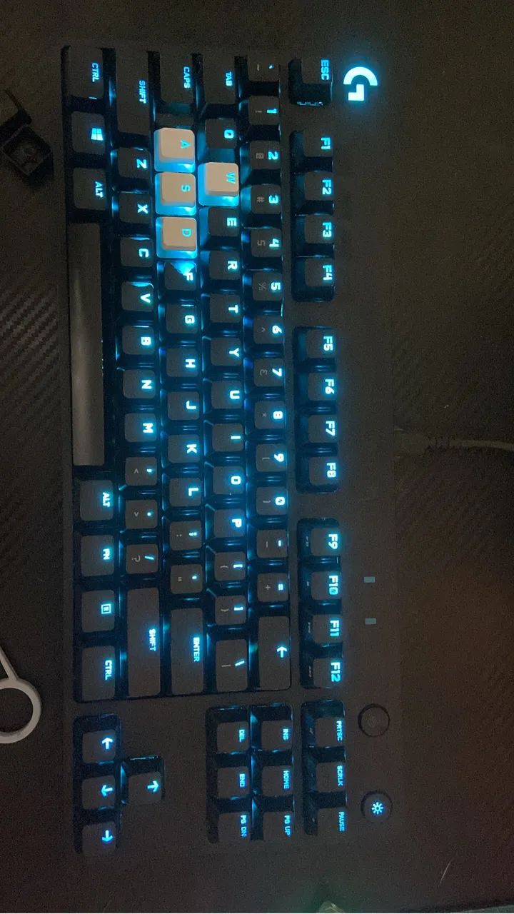 Logitech G PRO Mecânico + Kit Completo Keycaps Pudding - Foto 3