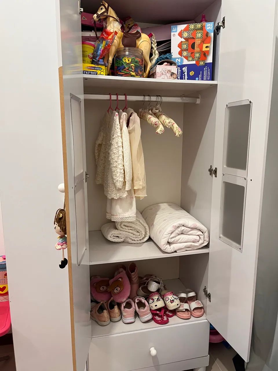 Guarda roupa infantil 3 portas  - Foto 4